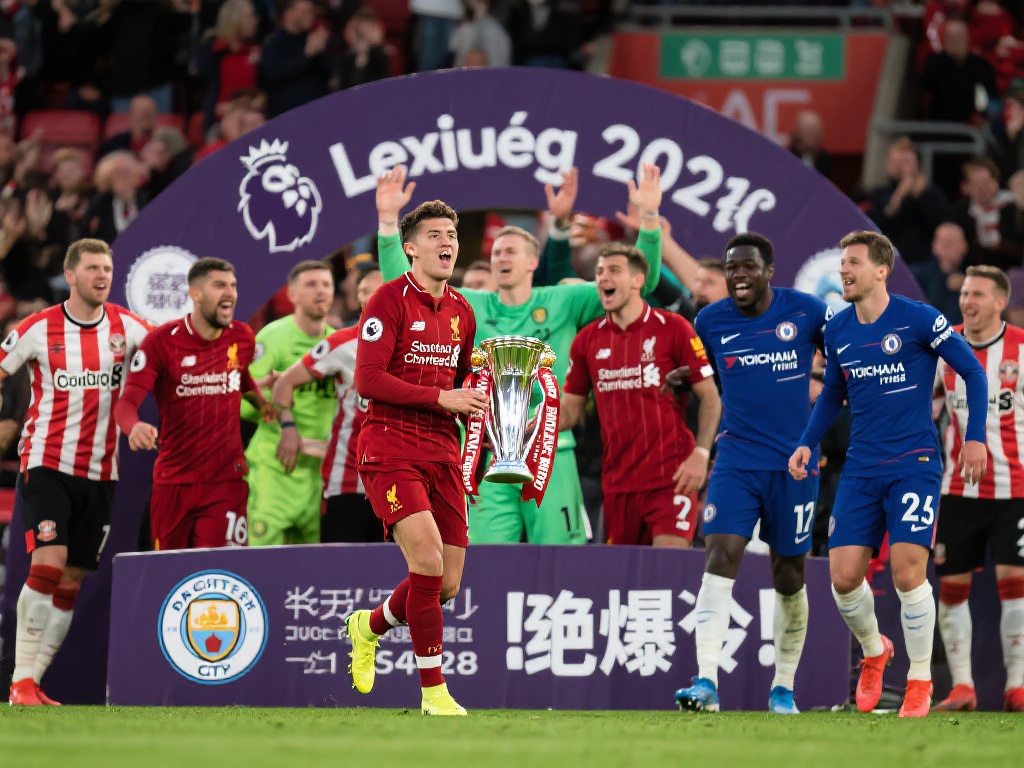 英超比赛（英超比赛全景解析：赛季精彩对决与球队动态）